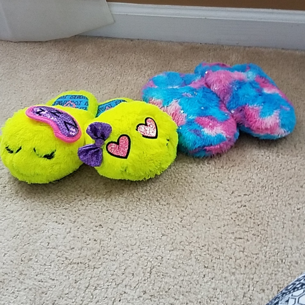 Kids house slippers